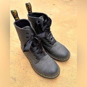 Barely worn Doc Martens Molly Combat boot with ribbon lace-up. Size 6.